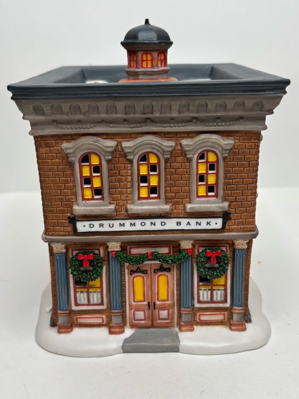 DEPT 56 DRUMMOND BANK NEW ENGLAND VILLAGE CHRISTMAS 56667